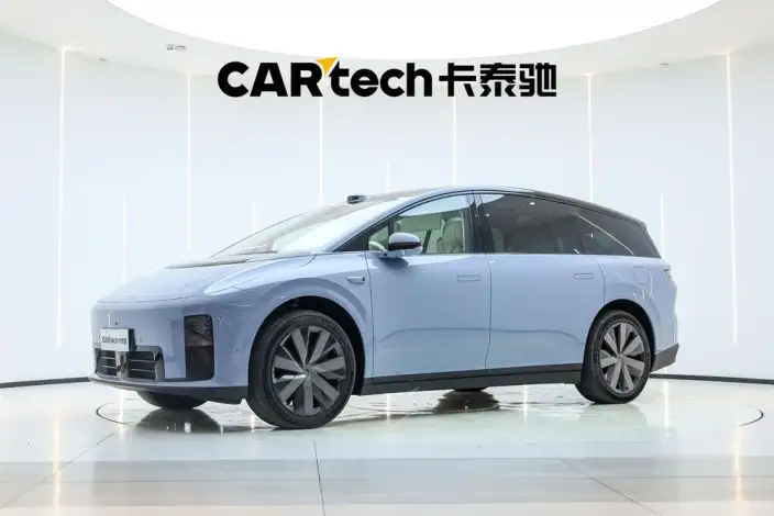 Li Auto i8 2025 Model Standard Edition – фото 1