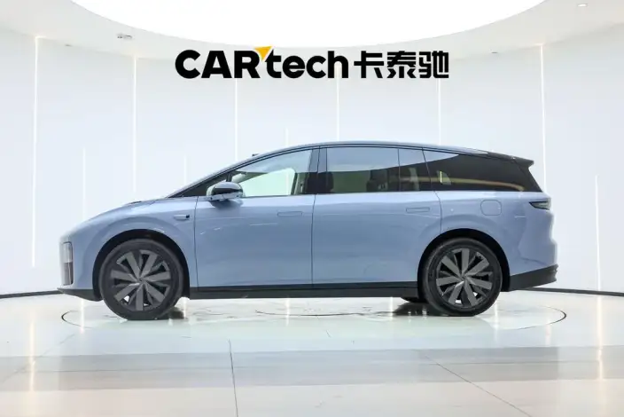 Li Auto i8 2025 Model Standard Edition – фото 4