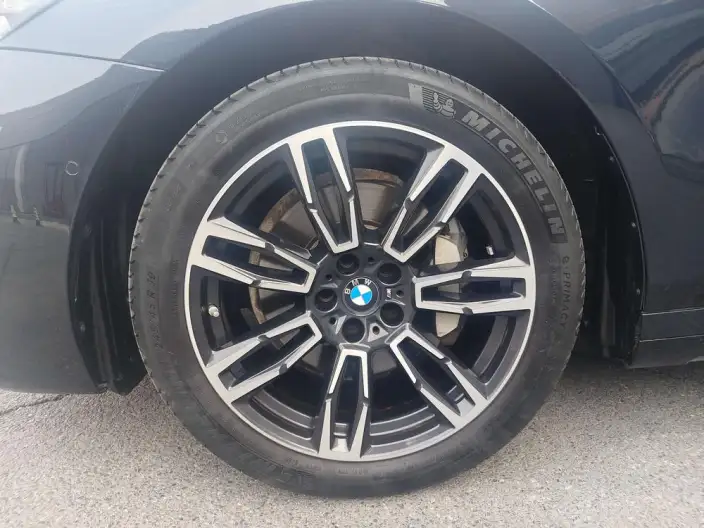 BMW 5 Series 2025 Model 530Li Leading Model M Sports Set – фото 7