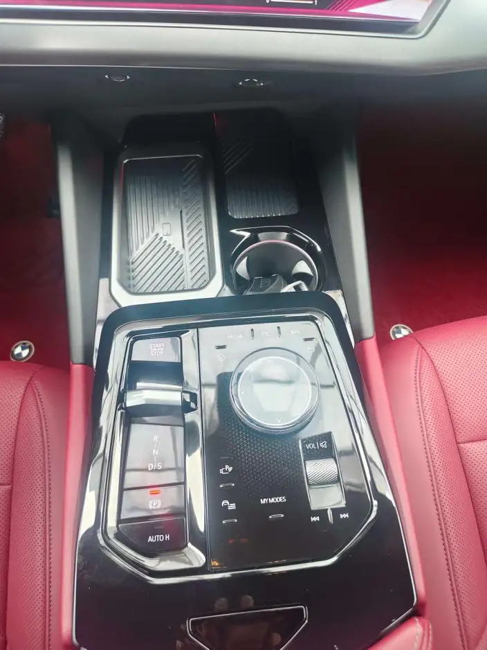 BMW 5 Series 2025 Model 530Li Leading Model M Sports Set – фото 11