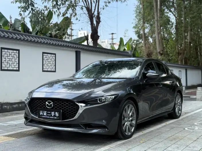 Mazda3 Axela 2023 Model 2.0L Automatic Zhi Engine Edition – фото 1