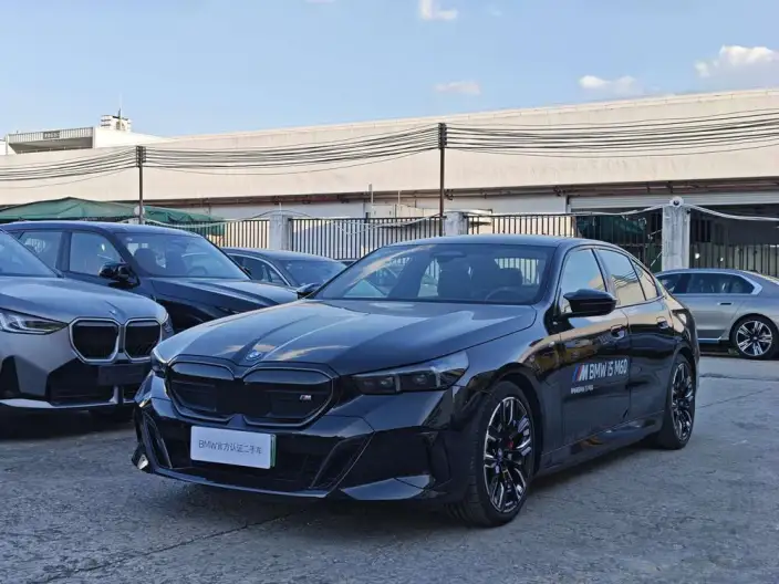 BMW i5 Imported 2024 Model M60 xDrive – фото 1