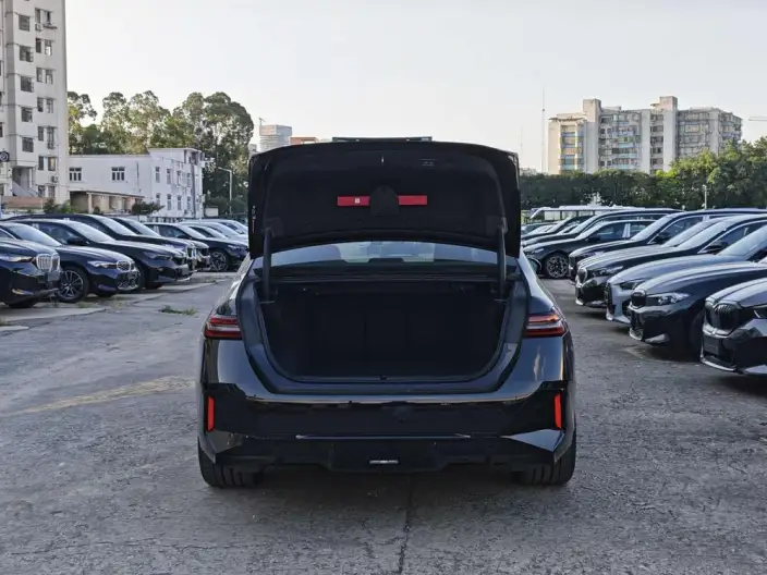 BMW i5 Imported 2024 Model M60 xDrive – фото 10
