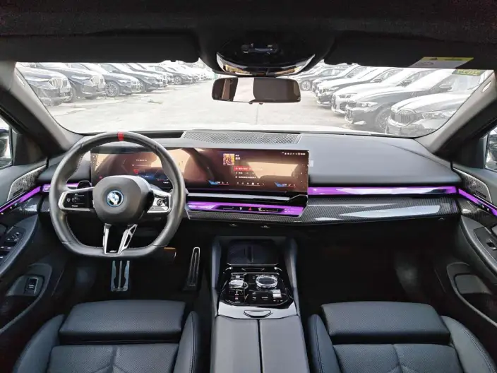BMW i5 Imported 2024 Model M60 xDrive – фото 11