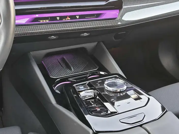 BMW i5 Imported 2024 Model M60 xDrive – фото 14