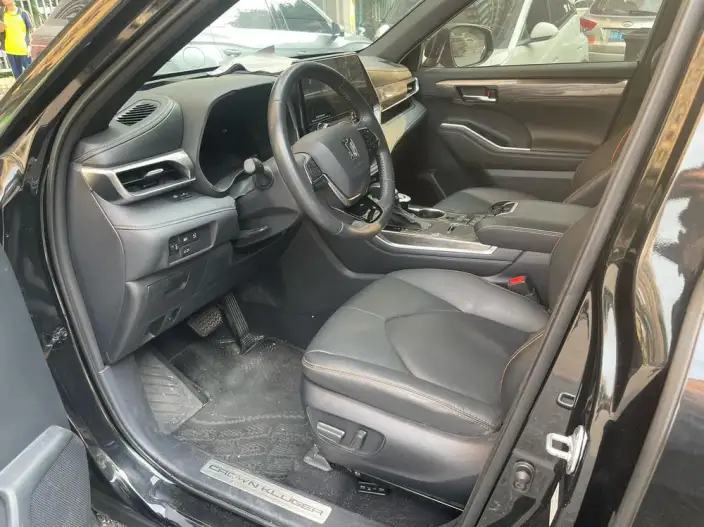 Crown Kluger 2024 Model Intelligent Hybrid 2.5L E-CVT 4WD Premium Edition – фото 13