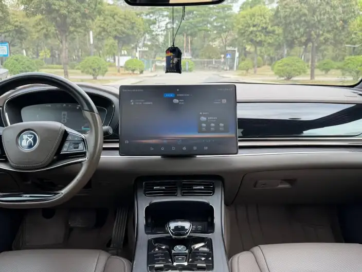 BYD Han DM 2020 Model DM 4WD performance version Noble Model – фото 10