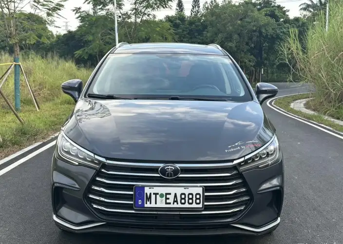 BYD Song MAX 2021 Model L Class Edition 1.5T Automatic Luxury Model 7 seat – фото 2