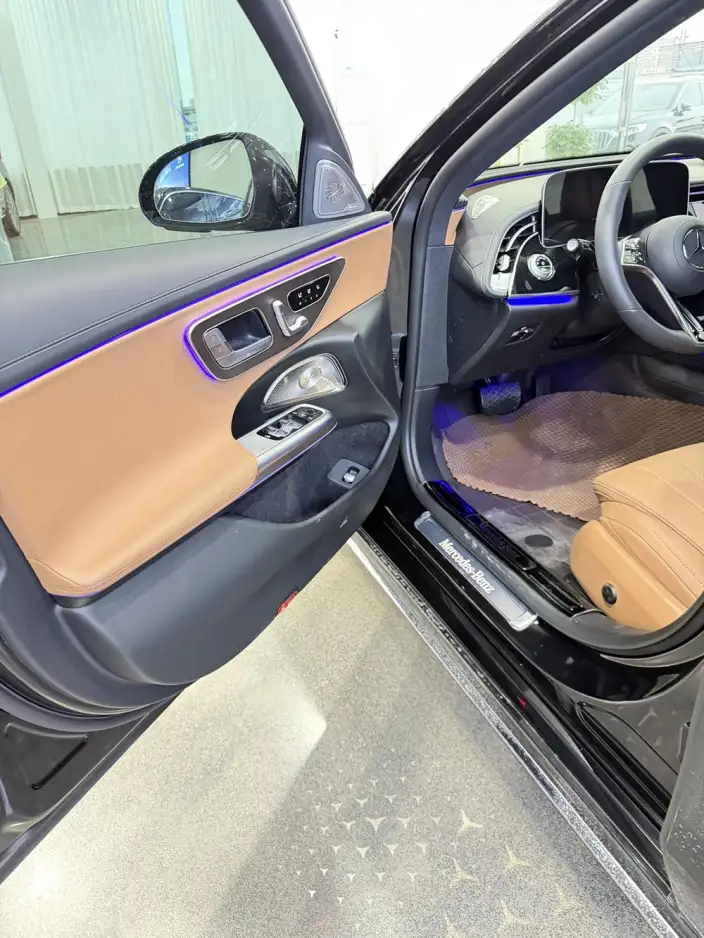 Mercedes-Benz E-Class 2025 Model E 300 L Luxury Model sedan – фото 4