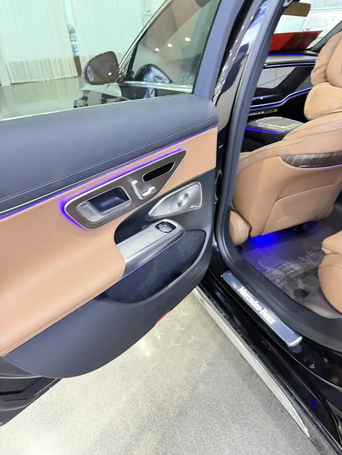 Mercedes-Benz E-Class 2025 Model E 300 L Luxury Model sedan – фото 6