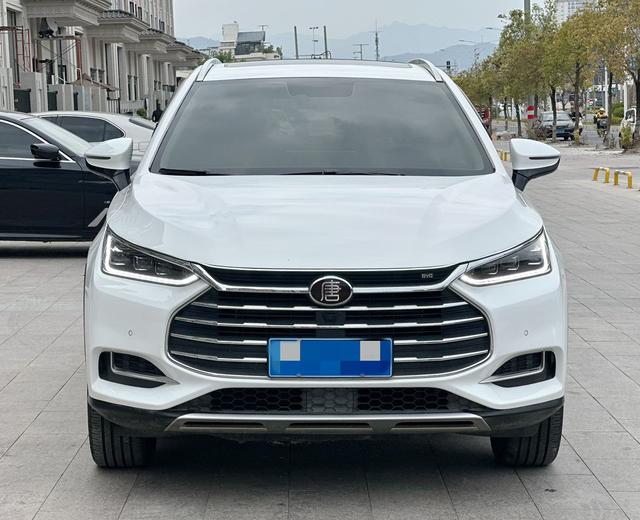 BYD Qin PLUS EV – фото 2