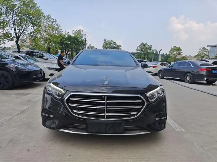 Mercedes-Benz E-Class 2024 Model Facelift E 300 L Fashion Model sedan – фото 2
