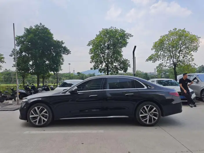 Mercedes-Benz E-Class 2024 Model Facelift E 300 L Fashion Model sedan – фото 3