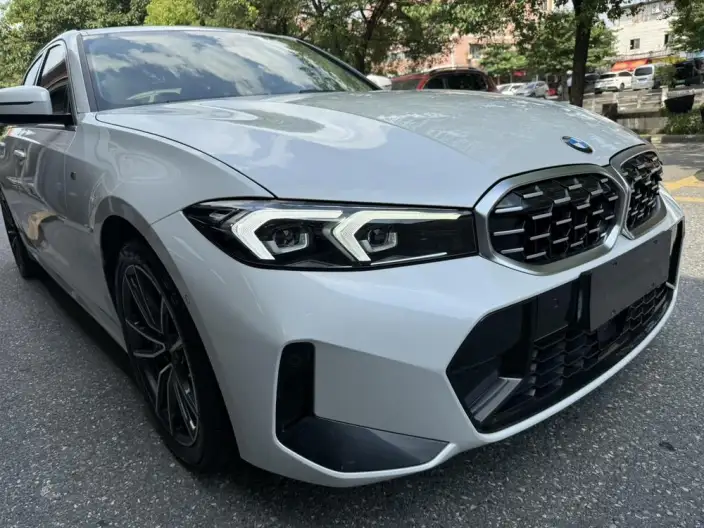 BMW 3 Series 2025 Model 325i M Sports Set – фото 14