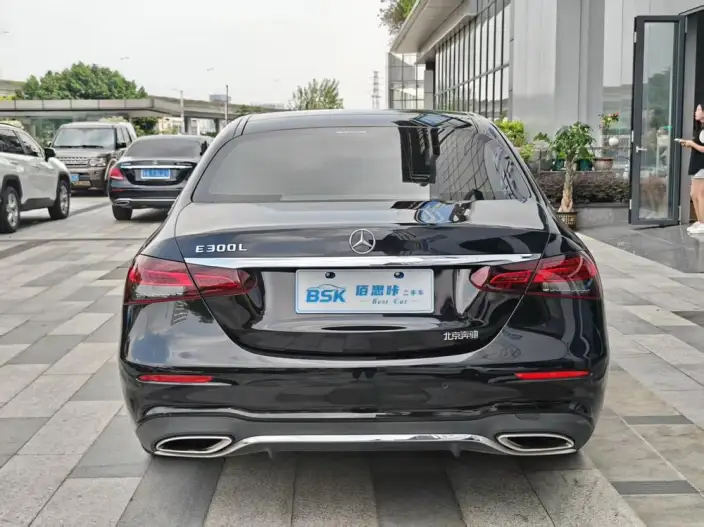 Mercedes-Benz E-Class 2023 Model E 300 L Luxury Model Sports sedan – фото 5