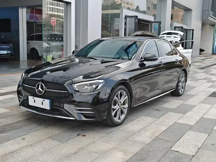 Mercedes-Benz E-Class 2023 Model E 300 L Luxury Model Sports sedan – фото 10