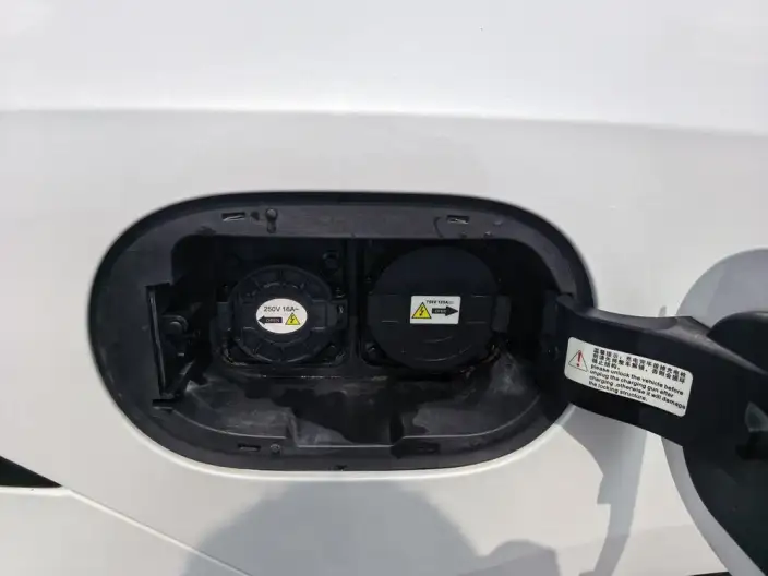 BYD Qin PLUS DM 2021 Model DM-i 120KM Noble Model – фото 9
