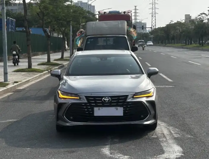 Toyota Avalon 2022 Model 2.0L Deluxe Edition – фото 2