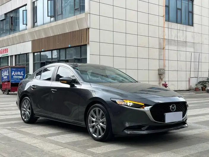 Mazda3 Axela 2022 Model 2.0L Automatic Zhi Ya Edition – фото 3