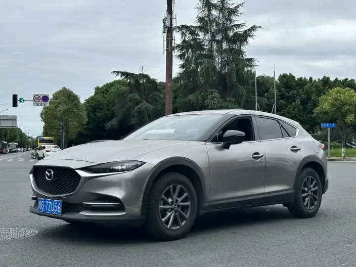 Mazda CX-4 2020 Model 2.0L 2WD SkyActiv Vitality Edition – фото 1