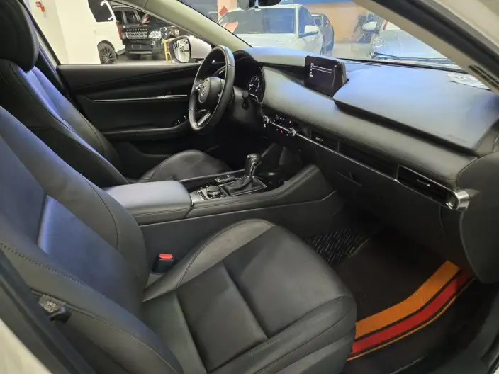 Mazda3 Axela 2023 Model 2.0L Automatic Zhi Shine Edition – фото 22