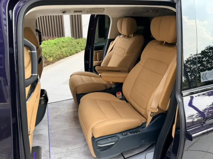 GAC Trumpchi E8 PHEV 2024 Model 2.0ATK 150km MAX Edition – фото 11