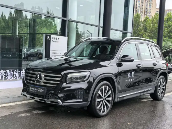 Mercedes-Benz GLB 2025 Model GLB 220 Fashion Model – фото 1