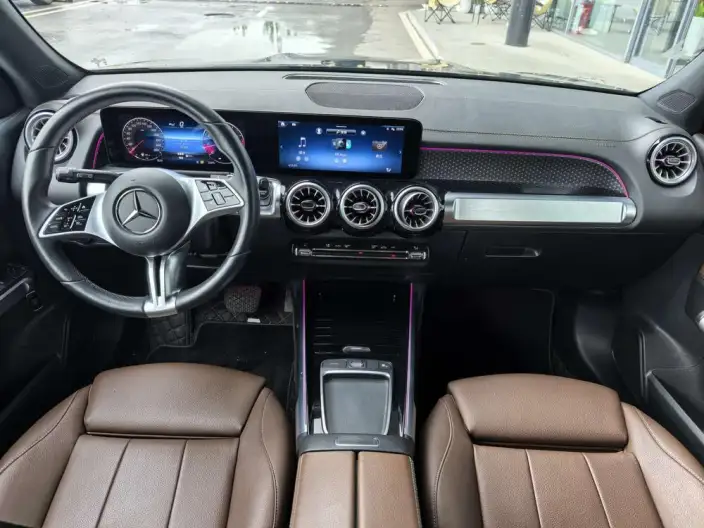 Mercedes-Benz GLB 2025 Model GLB 220 Fashion Model – фото 7