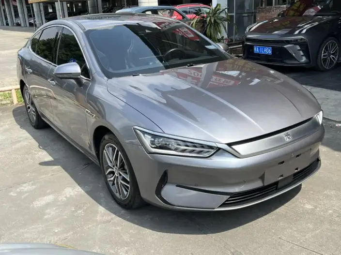 Qin Plus EV 2021 Model 500KM Noble Model – фото 3
