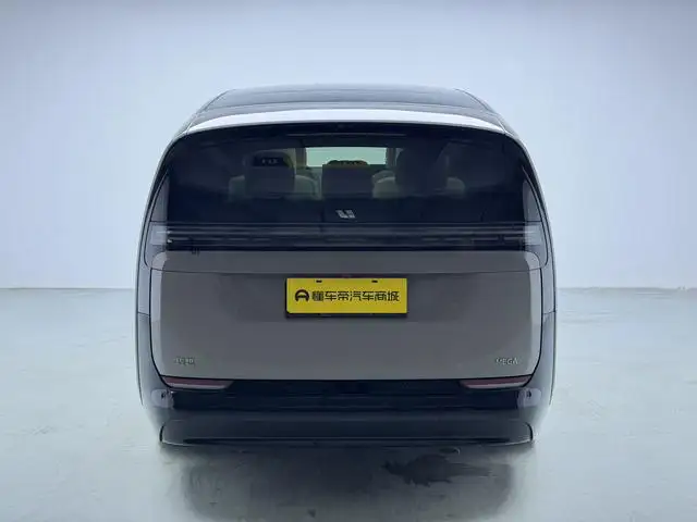 Li Auto MEGA 2025 Model Home Family Special Edition – фото 6