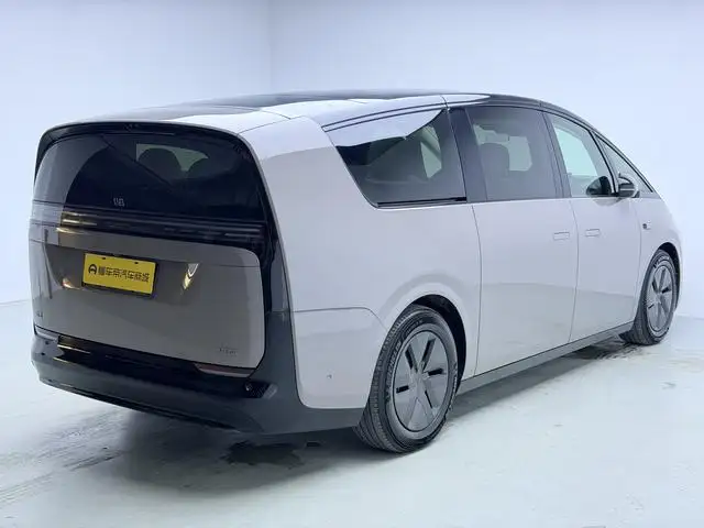 Li Auto MEGA 2025 Model Home Family Special Edition – фото 7