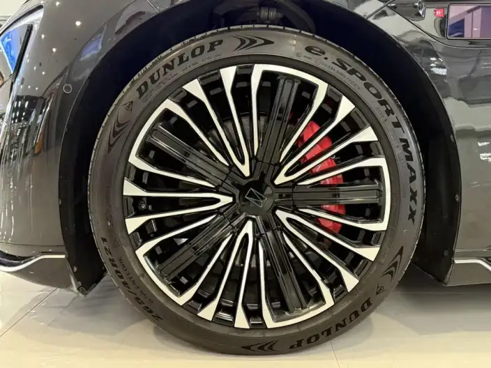 Avita 12 2026 Model Ultra 4WD EV Edition – фото 10