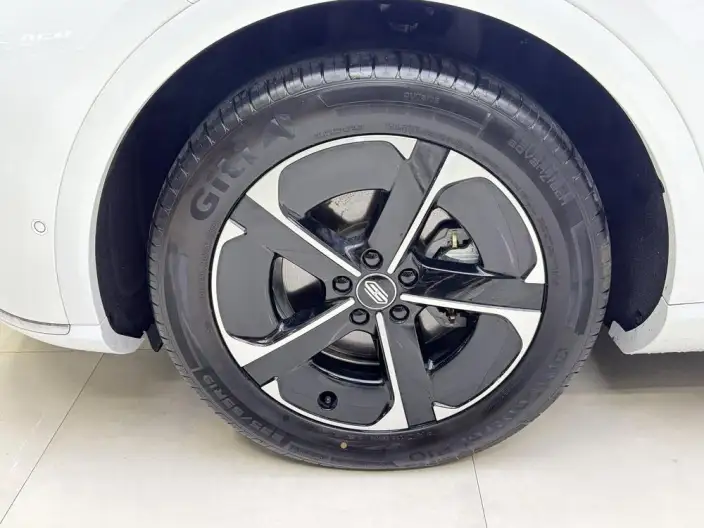 Sangyuan H5 2025 Model EV Pro – фото 11