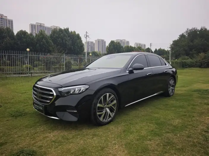 Mercedes-Benz E-Class 2026 Model E 300 L Fashion Model sedan – фото 1