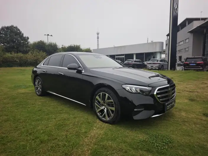 Mercedes-Benz E-Class 2026 Model E 300 L Fashion Model sedan – фото 3