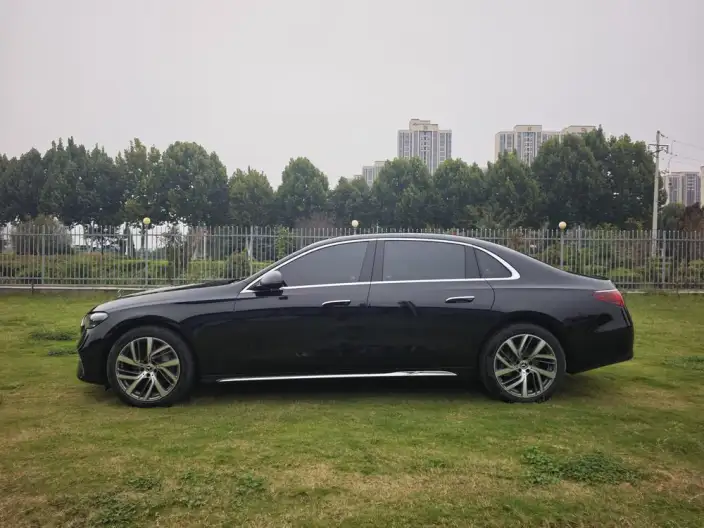 Mercedes-Benz E-Class 2026 Model E 300 L Fashion Model sedan – фото 4