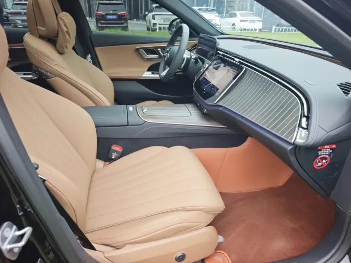 Mercedes-Benz E-Class 2026 Model E 300 L Fashion Model sedan – фото 10