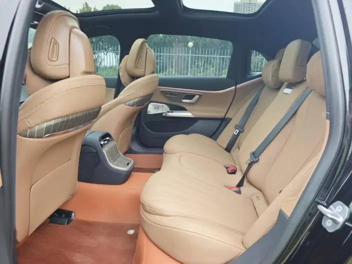 Mercedes-Benz E-Class 2026 Model E 300 L Fashion Model sedan – фото 19
