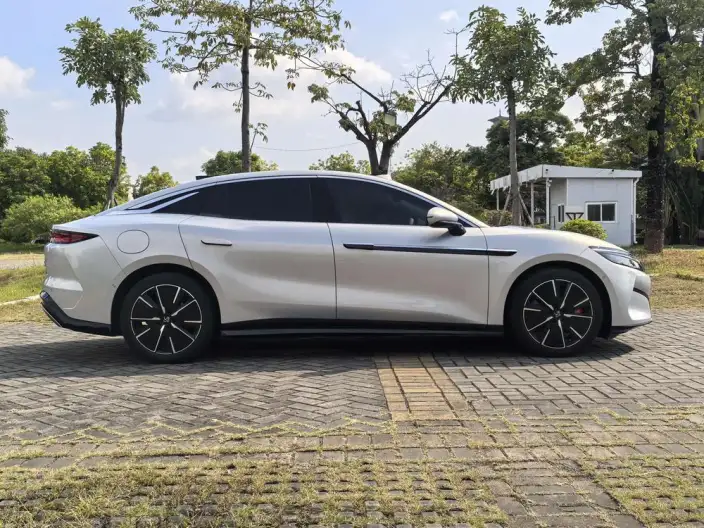 BYD Han L DM 2025 Model DM-i 200KM 2WD LiDAR Flagship Model – фото 8