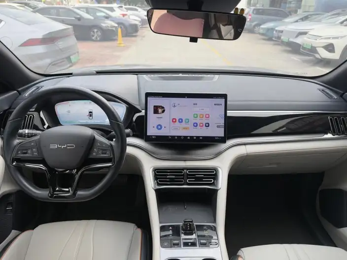 BYD Song PLUS DM 2024 Model DM-i Honor Edition 71KM Luxury Model – фото 8