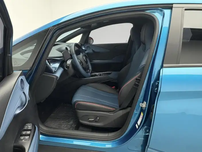 BYD Dolphin 2021 Model Fashion Edition – фото 17