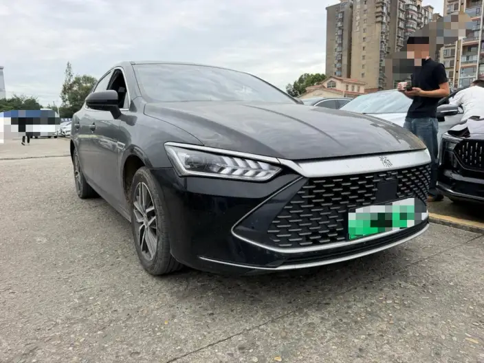 BYD Qin PLUS DM 2021 Model DM-i 120KM Noble Model – фото 3