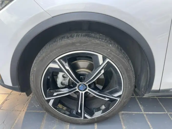 BYD Tang DM 2021 Model DM-i 1.5T 112KM Noble Model – фото 5