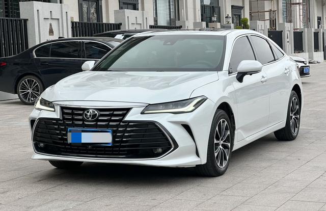 Toyota Avalon 2022 2.0L Enterprising – фото 1