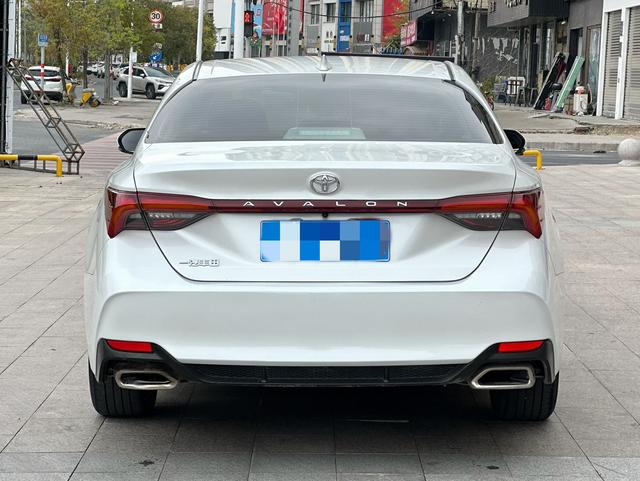 Toyota Avalon 2022 2.0L Enterprising – фото 8