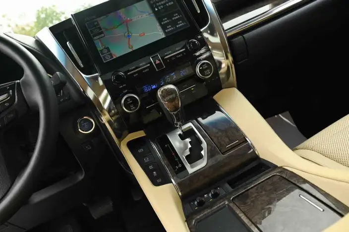 Elfa 2021 Model Hybrid 2.5L Premium Edition – фото 10