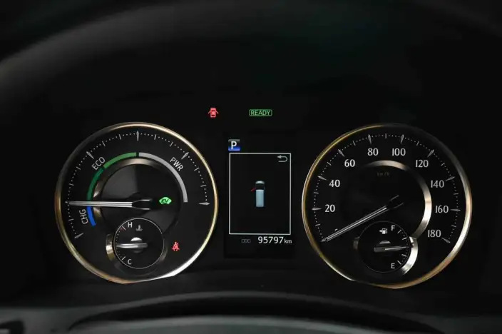 Elfa 2021 Model Hybrid 2.5L Premium Edition – фото 13