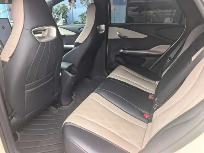 BYD Dolphin 2024 Model Honor Edition 420km Free Edition – фото 10