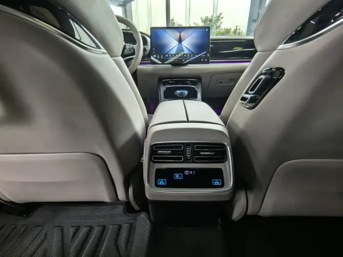 BYD Han DM 2025 Model Smart Driving Edition DM-i 125KM LiDAR Flagship Model – фото 9