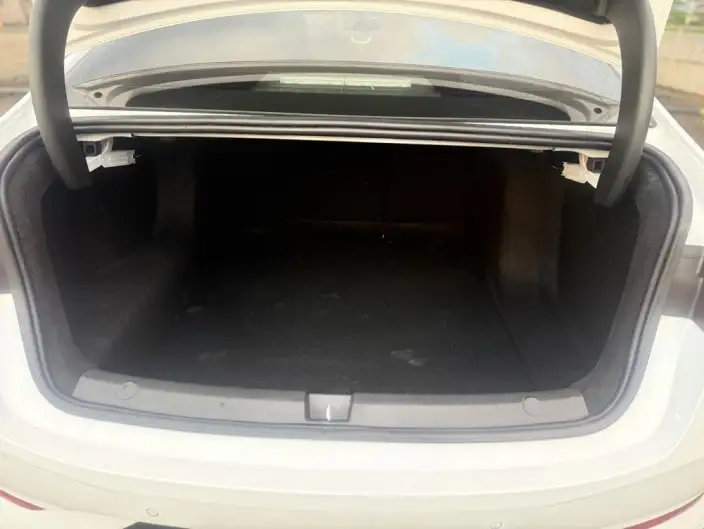 BYD Qin PLUS DM 2026 Model DM-i 210KM Enterprising Model – фото 18